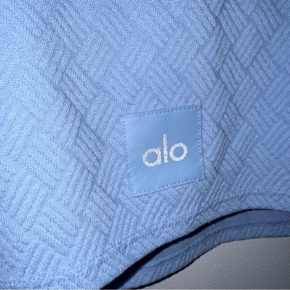 ALO Yoga Light Blue Ribbed Knit Crop Top - Picture 7 of 7